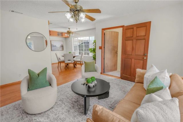 209 N Donneybrooke, Orange, CA 92868
