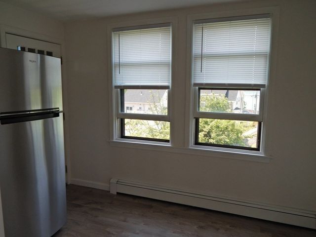 83 Leyden St 1, Boston, MA 02128