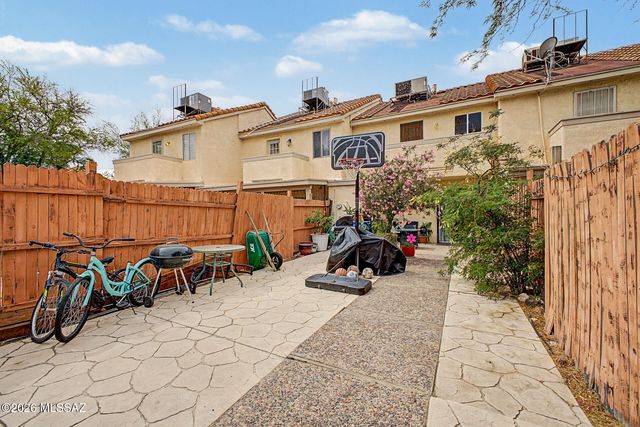 2692 W Avenida Azahar, Tucson, AZ 85745