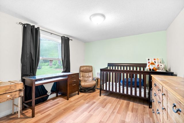 110 Little Fork Rd, Cumberland City, TN 37050