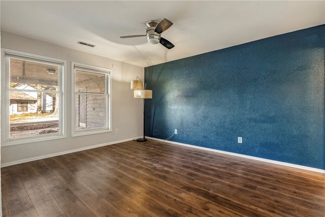 26 Shakespeare Drive, Bella Vista, AR 72714