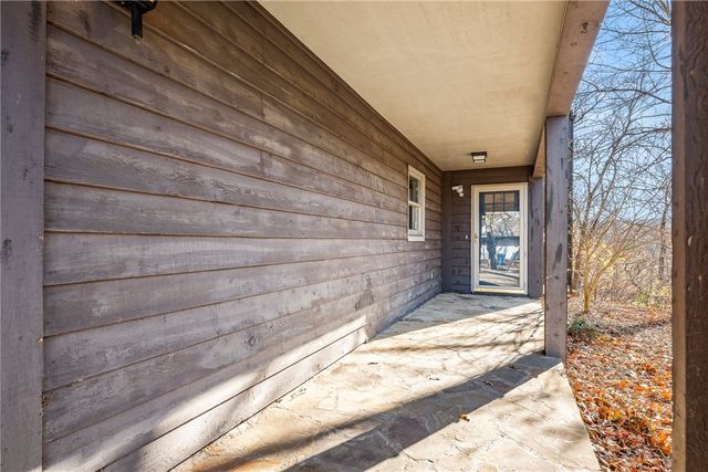 26 Shakespeare Drive, Bella Vista, AR 72714