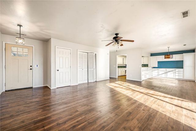 26 Shakespeare Drive, Bella Vista, AR 72714