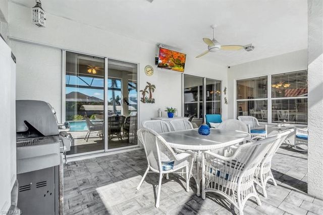 5221 SW 9th PL, Cape Coral, FL 33914