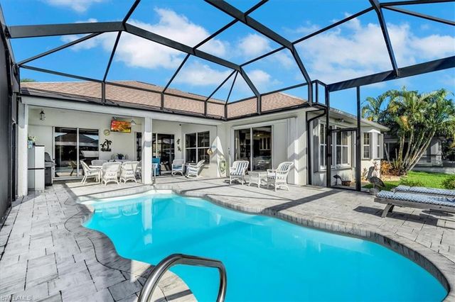 5221 SW 9th PL, Cape Coral, FL 33914