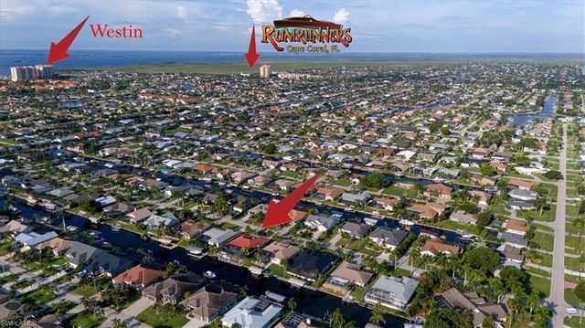 5221 SW 9th PL, Cape Coral, FL 33914