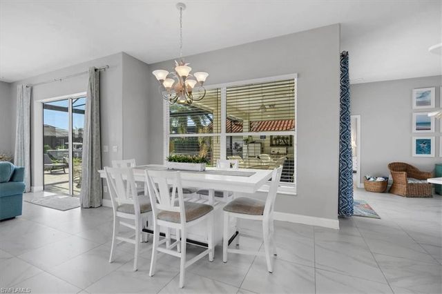 5221 SW 9th PL, Cape Coral, FL 33914