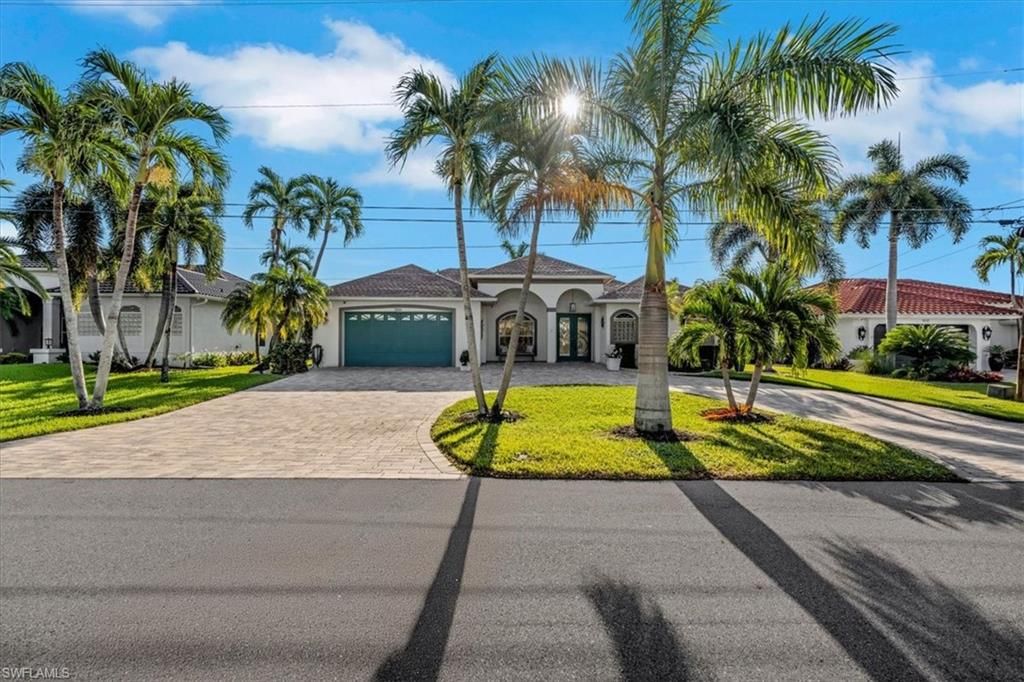 5221 SW 9th PL, Cape Coral, FL 33914