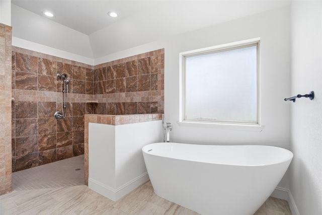 1412 Wedgewood Drive, Cleburne, TX 76033