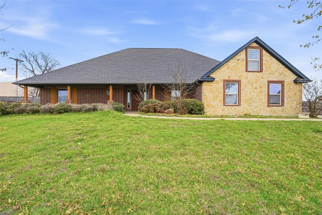 1412 Wedgewood Drive, Cleburne, TX 76033