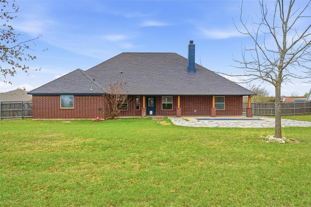 1412 Wedgewood Drive, Cleburne, TX 76033