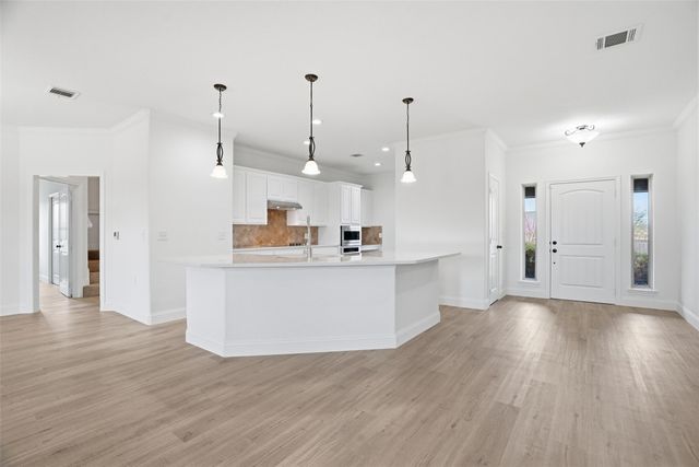 1412 Wedgewood Drive, Cleburne, TX 76033