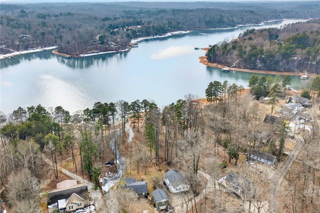 535 Poteet Lane, Seneca, SC 29678