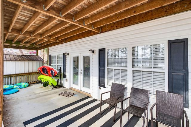 535 Poteet Lane, Seneca, SC 29678