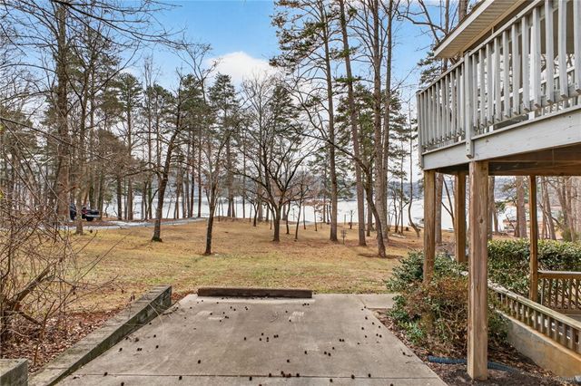 535 Poteet Lane, Seneca, SC 29678