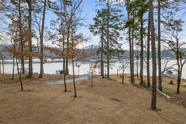 535 Poteet Lane, Seneca, SC 29678