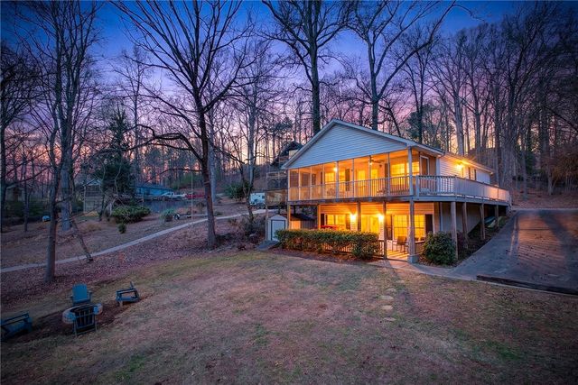 535 Poteet Lane, Seneca, SC 29678