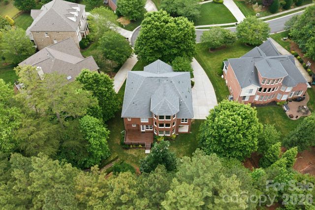 1107 Doverstone Court, Matthews, NC 28104