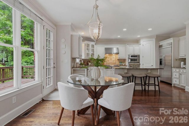 1107 Doverstone Court, Matthews, NC 28104