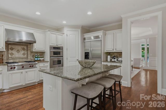 1107 Doverstone Court, Matthews, NC 28104