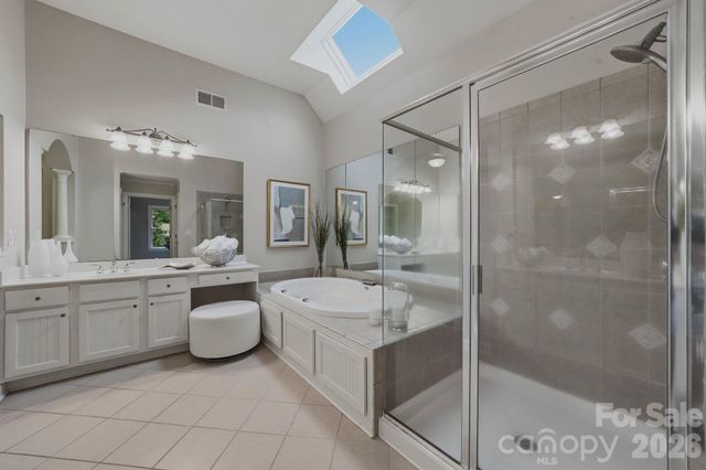 1107 Doverstone Court, Matthews, NC 28104