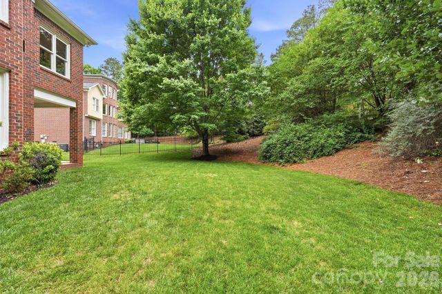 1107 Doverstone Court, Matthews, NC 28104
