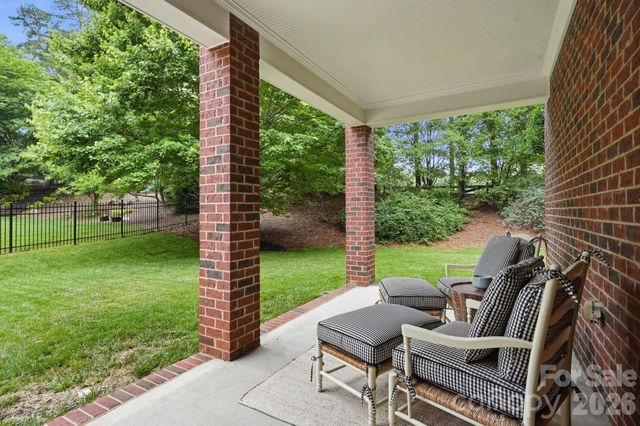 1107 Doverstone Court, Matthews, NC 28104