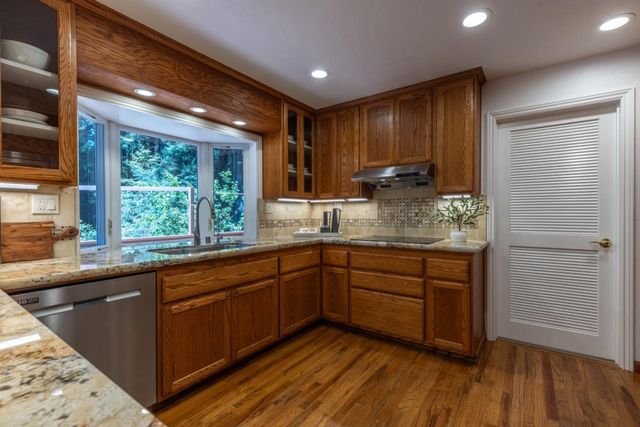 14380 Long Ridge Road, Los Gatos, CA 95033