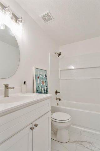 159 Zachary Drive, Williamsburg, OH 45176