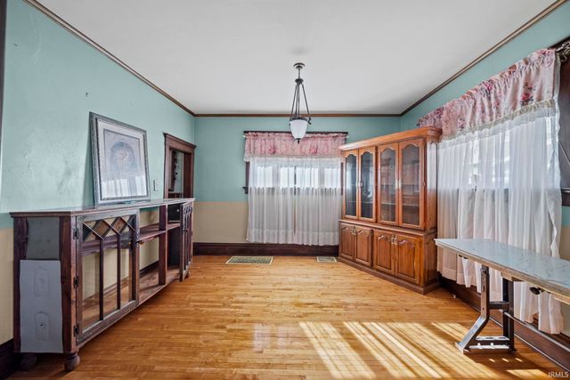 215 22nd Street, Logansport, IN 46947