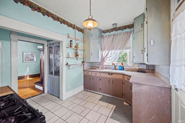 215 22nd Street, Logansport, IN 46947