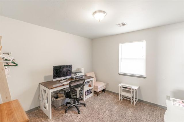 620 S Ash Street, Guthrie, OK 73044