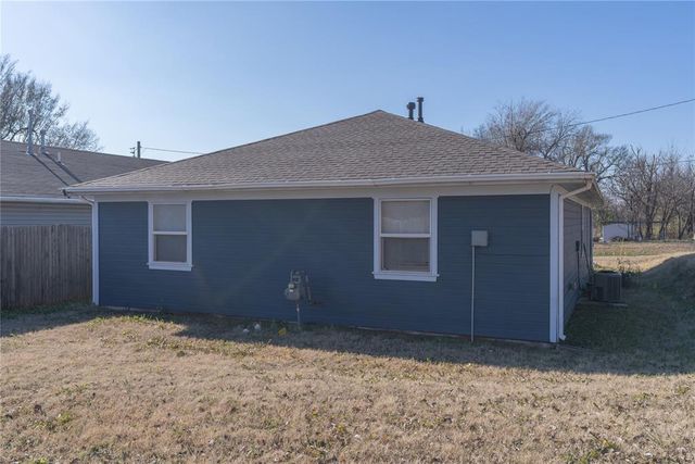 620 S Ash Street, Guthrie, OK 73044