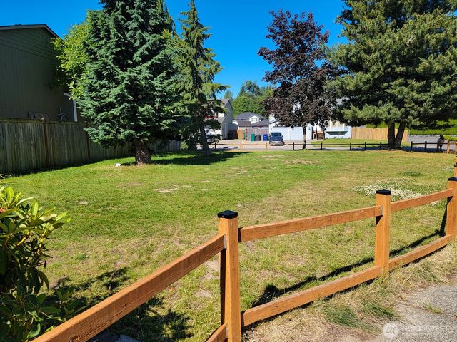 12505 57th Drive NE, Marysville, WA 98271