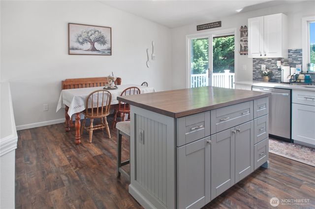 12505 57th Drive NE, Marysville, WA 98271