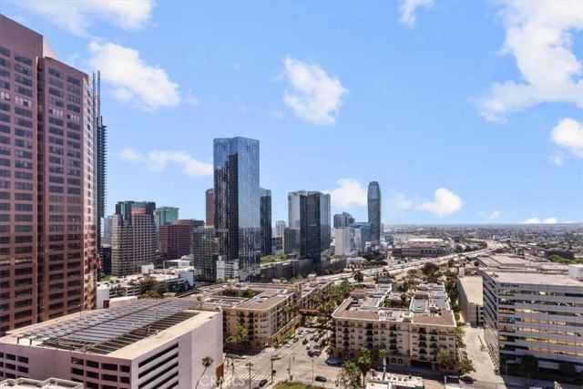 1100 Wilshire Boulevard 1812, Los Angeles, CA 90017