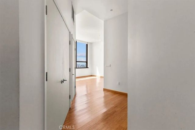 1100 Wilshire Boulevard 1812, Los Angeles, CA 90017