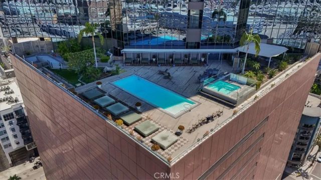 1100 Wilshire Boulevard 1812, Los Angeles, CA 90017