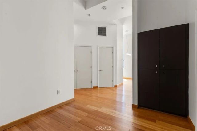 1100 Wilshire Boulevard 1812, Los Angeles, CA 90017