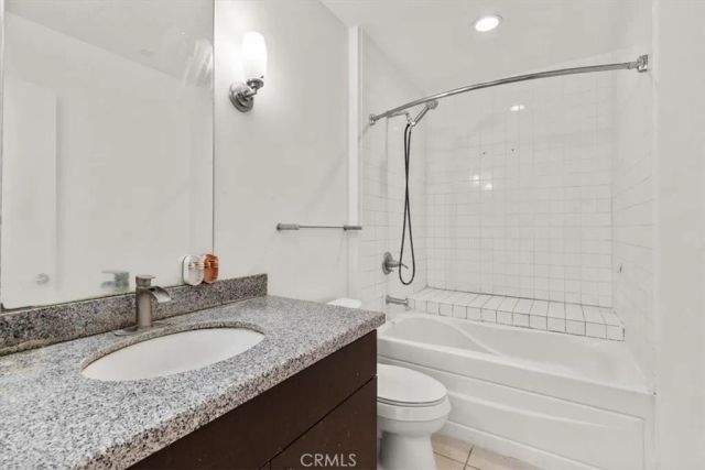 1100 Wilshire Boulevard 1812, Los Angeles, CA 90017