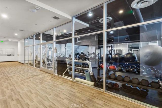 1100 Wilshire Boulevard 1812, Los Angeles, CA 90017