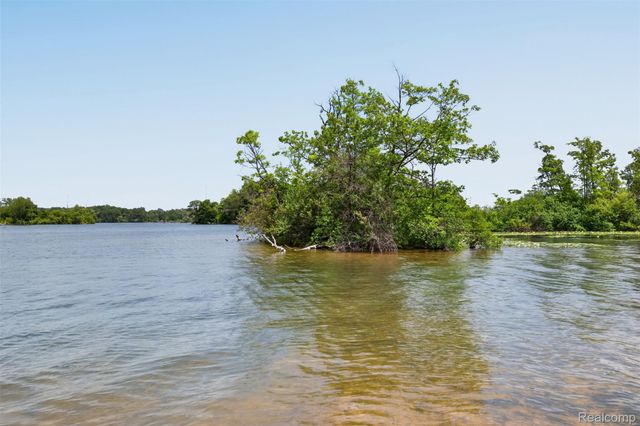 VAC Island on Pontiac Lake, White Lake Charter Township, MI 48386