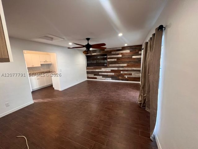 4912 Van Buren St B, Hollywood, FL 33021