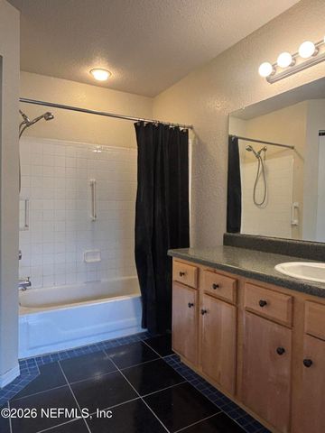 13700 RICHMOND PARK Drive N 305, Jacksonville, FL 32224