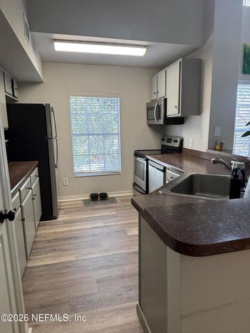 13700 RICHMOND PARK Drive N 305, Jacksonville, FL 32224