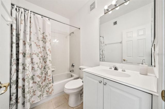 1136 CELEBRATION AVENUE, Celebration, FL 34747