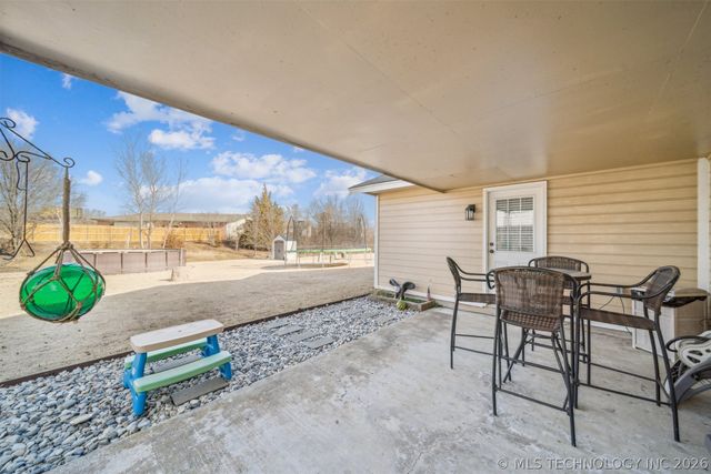 9415 E Sprucewood Drive, Claremore, OK 74019