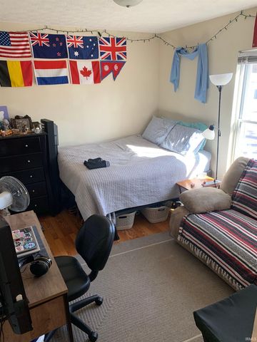 215 E 15Th Street, Bloomington, IN 47408