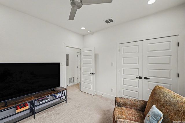 719 Eleanor Ave Unit 102, San Antonio, TX 78209