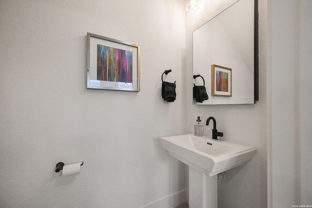 719 Eleanor Ave Unit 102, San Antonio, TX 78209